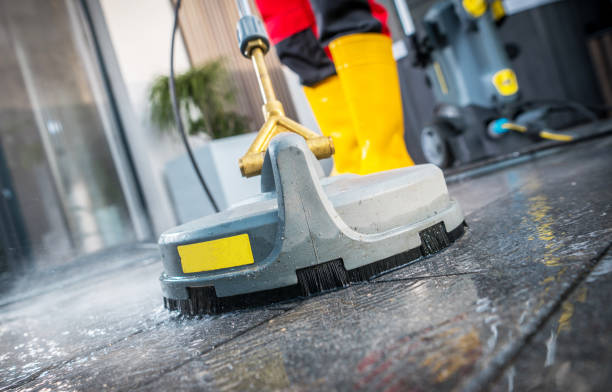 Best Commercial Pressure Washing  in Desert Edge, CA