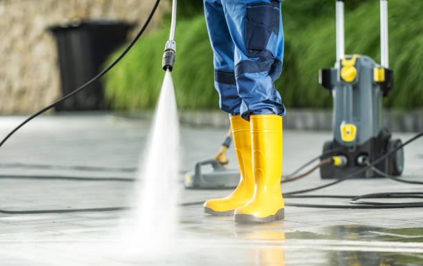 Best Roof Power Washing Services  in Desert Edge, CA